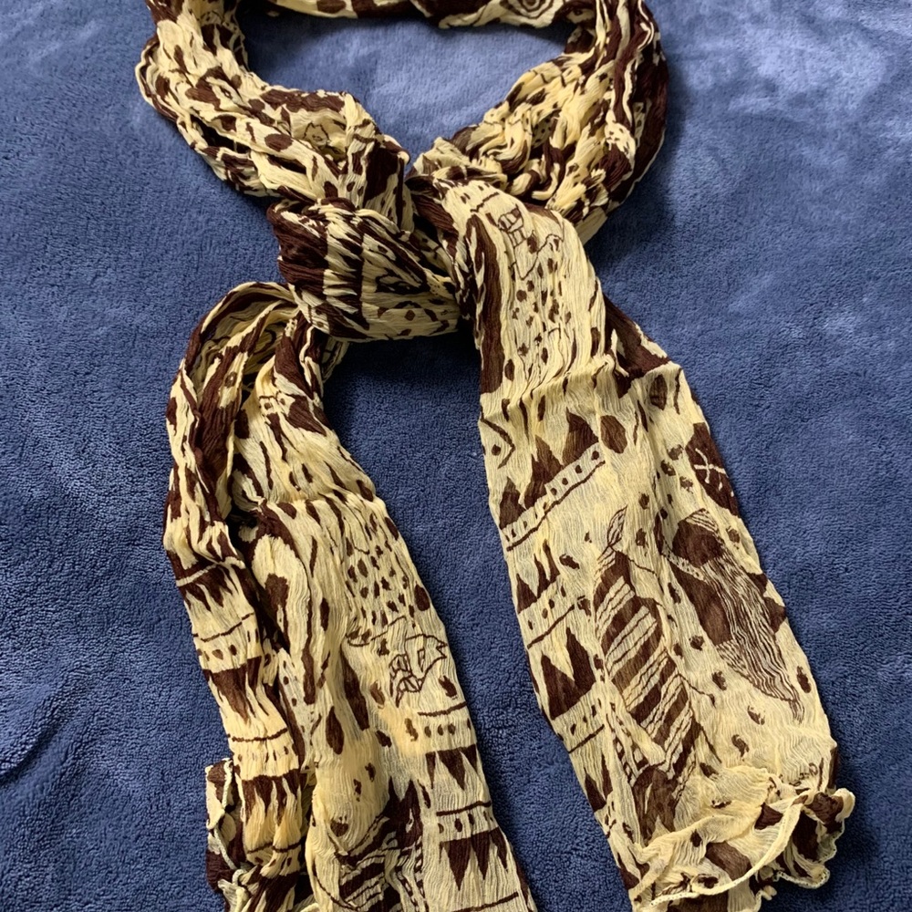 Scarf - Picture 3 of 6